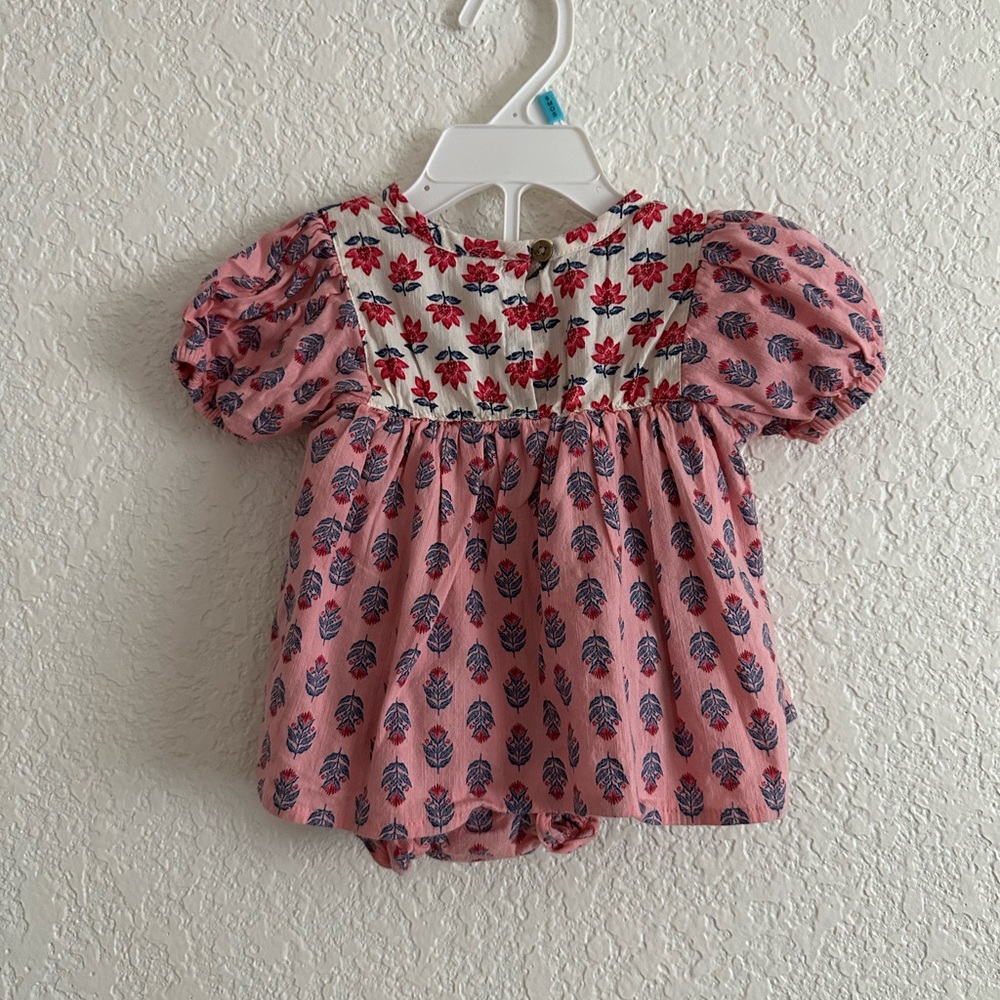 Old Navy Matching Set - Picture 2 of 6